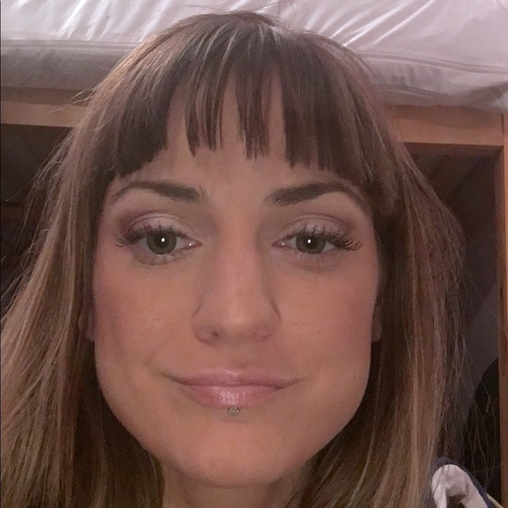 Meet your Posher, Michelle